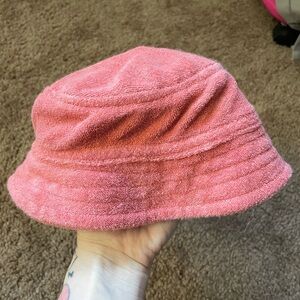 6-12m Disney baby coral color hat
